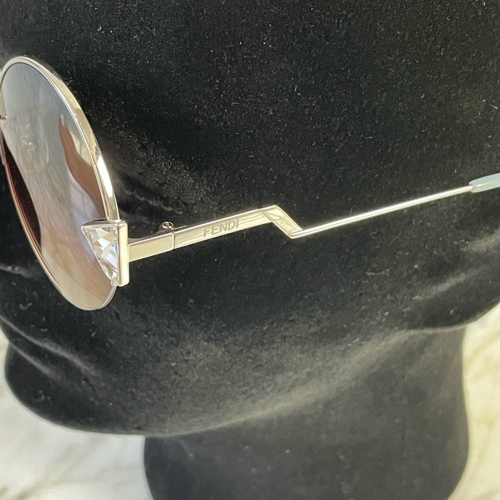 Authentic Fendi Silver Round Blue Gradient Sungla… - image 7
